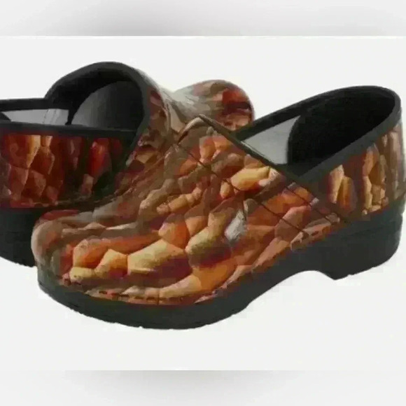 Dansko professional‎ nursing clogs size 37 - Picture 1 of 5